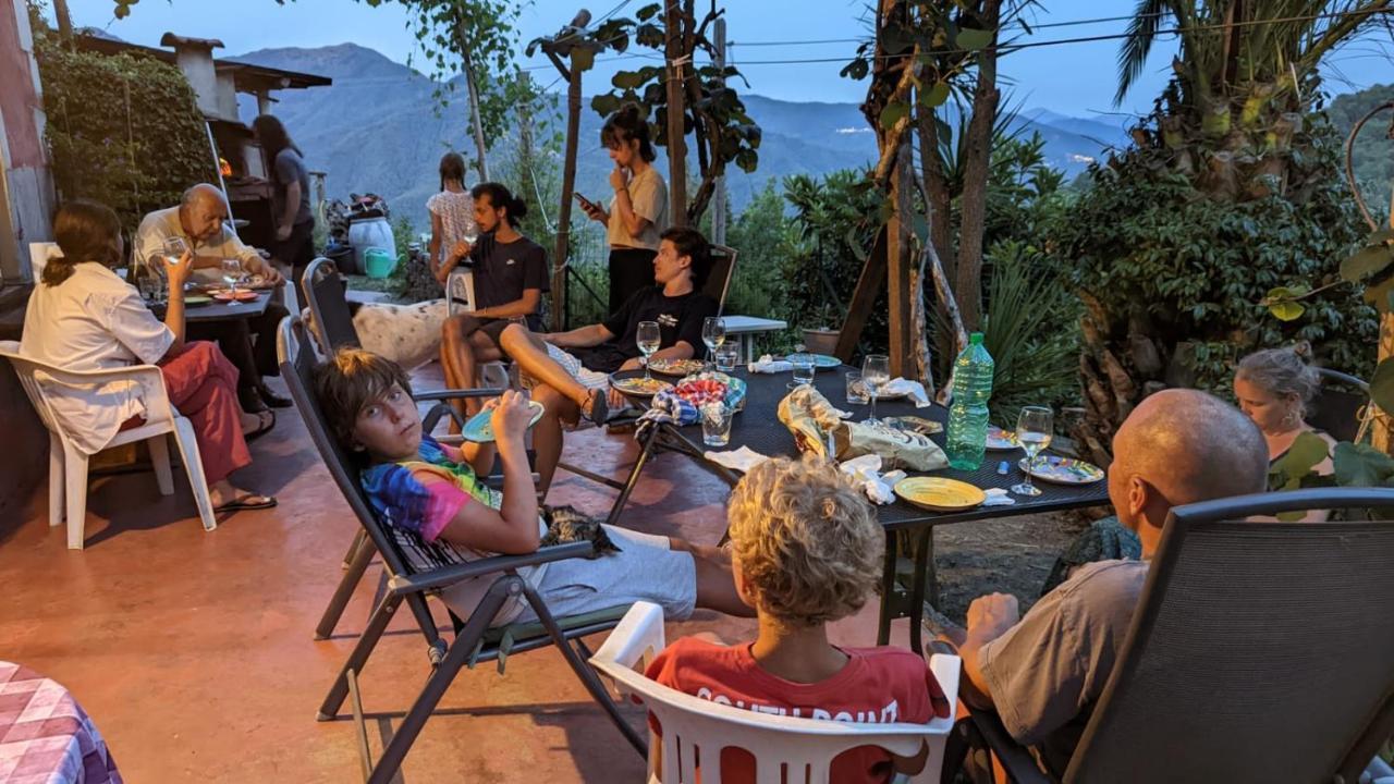 Bed and Breakfast @Gatetothewild Coreglia Ligure Exterior foto